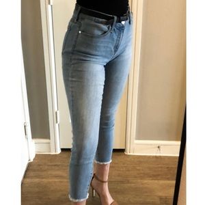 GUESS FRINGED BOTTOM SKINNY JEANS